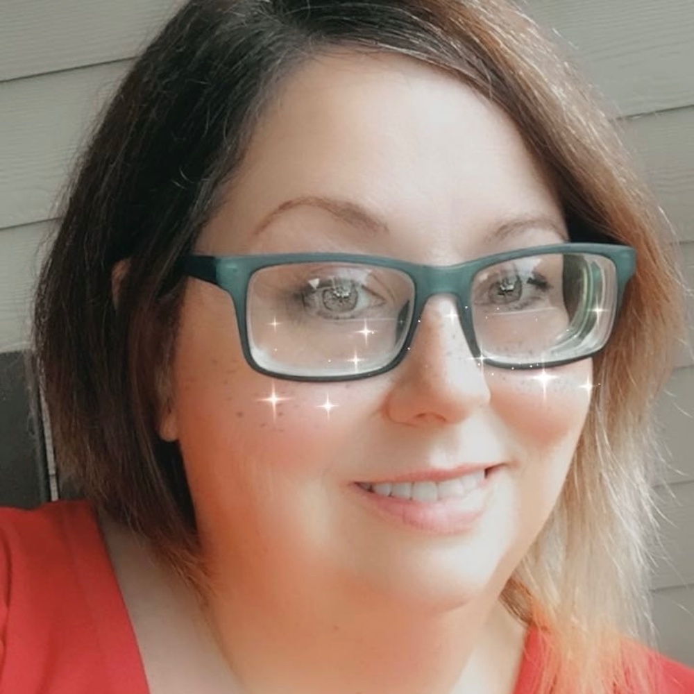 Meet your Posher, Carla